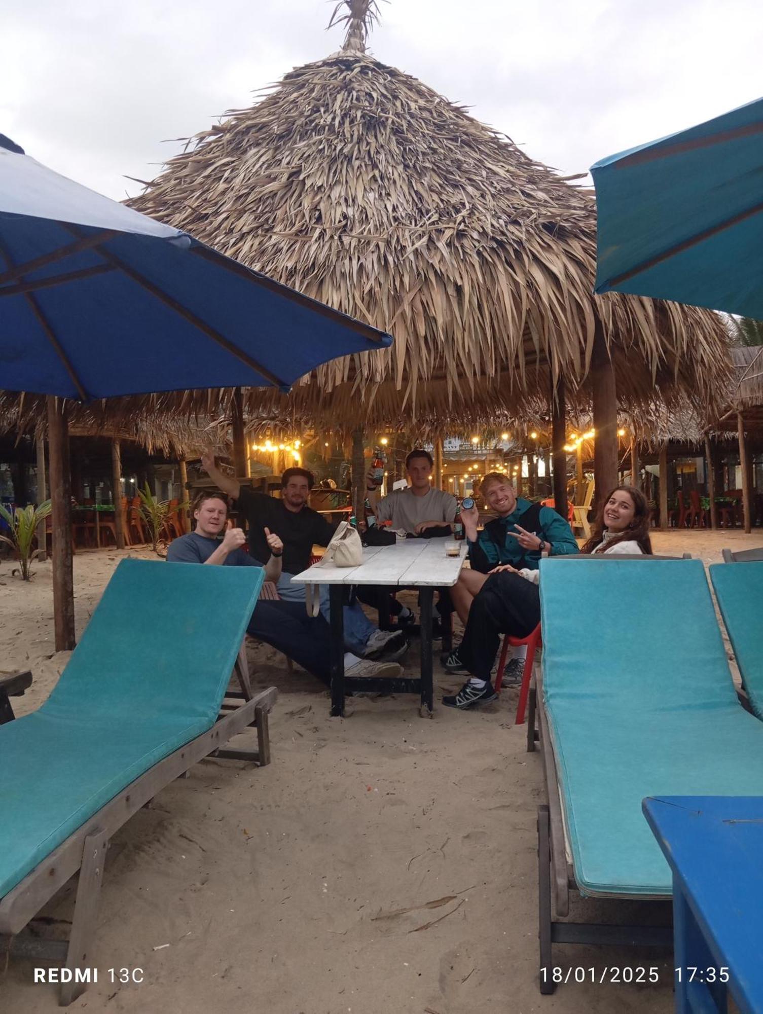 The Seaside Bungalow Hostel And Bar Hoi An Zewnętrze zdjęcie