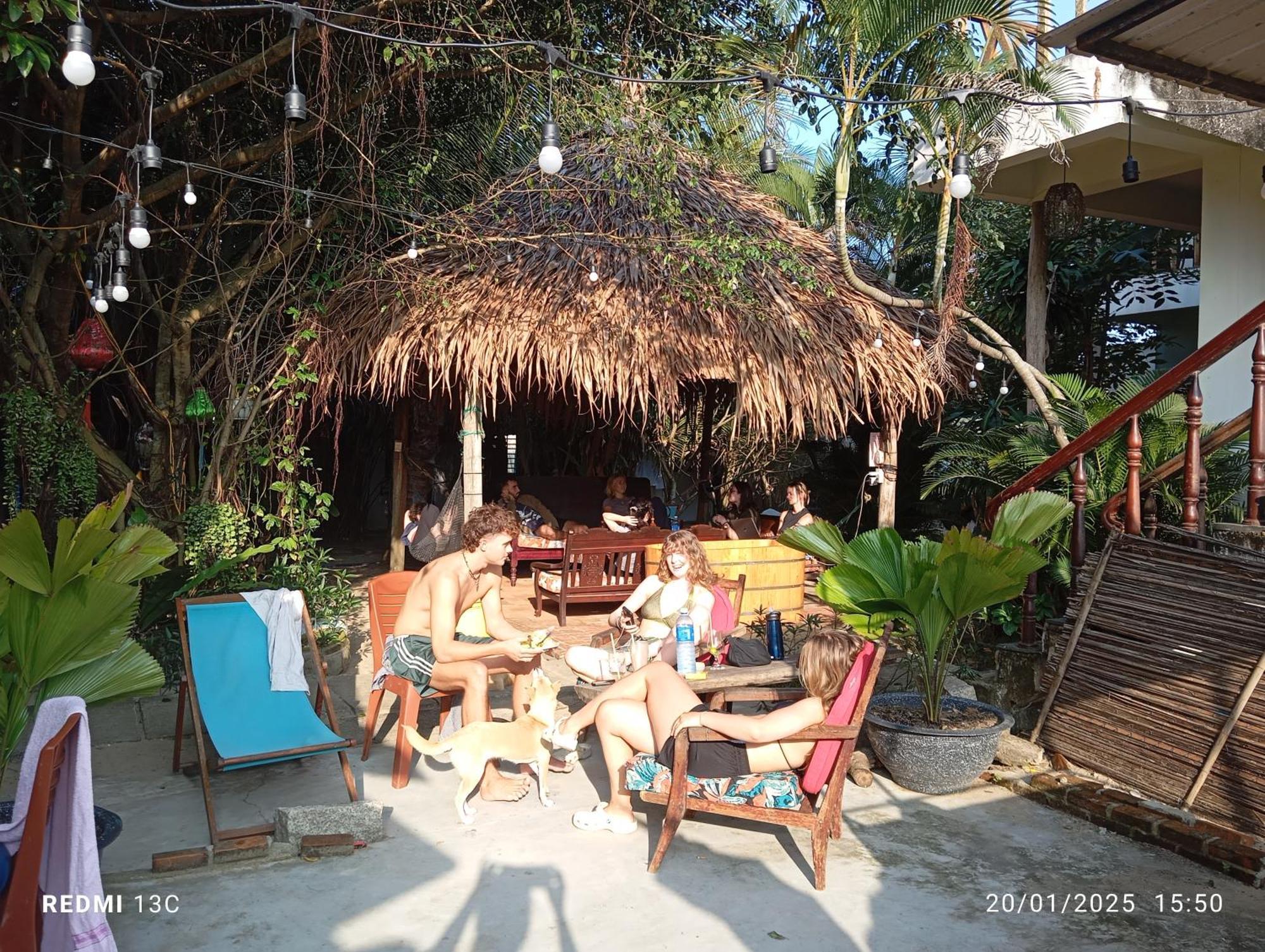 The Seaside Bungalow Hostel And Bar Hoi An Zewnętrze zdjęcie